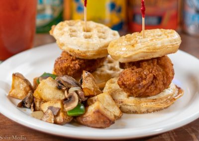 Whistle Post Tavern Hamburger - Solia Media Best Food Photos Atlanta Conyers
